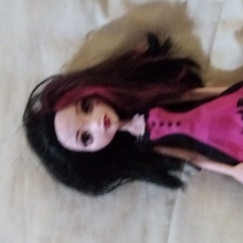 Monster high mattel doll Draculaura